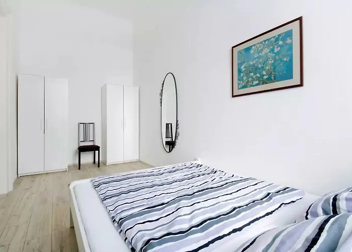 Andrassy Apartament *